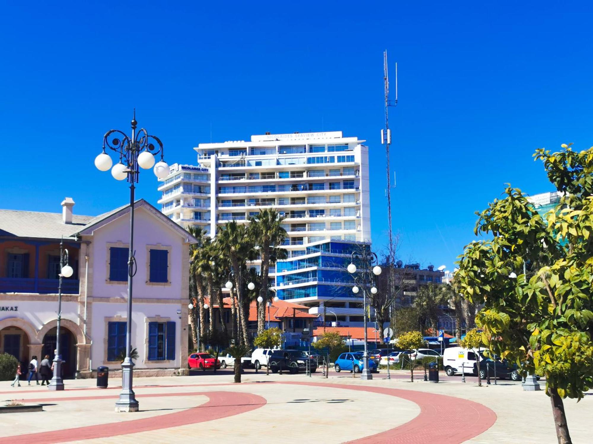 Paradise Palms Seaview Apartment Larnaca Exterior foto